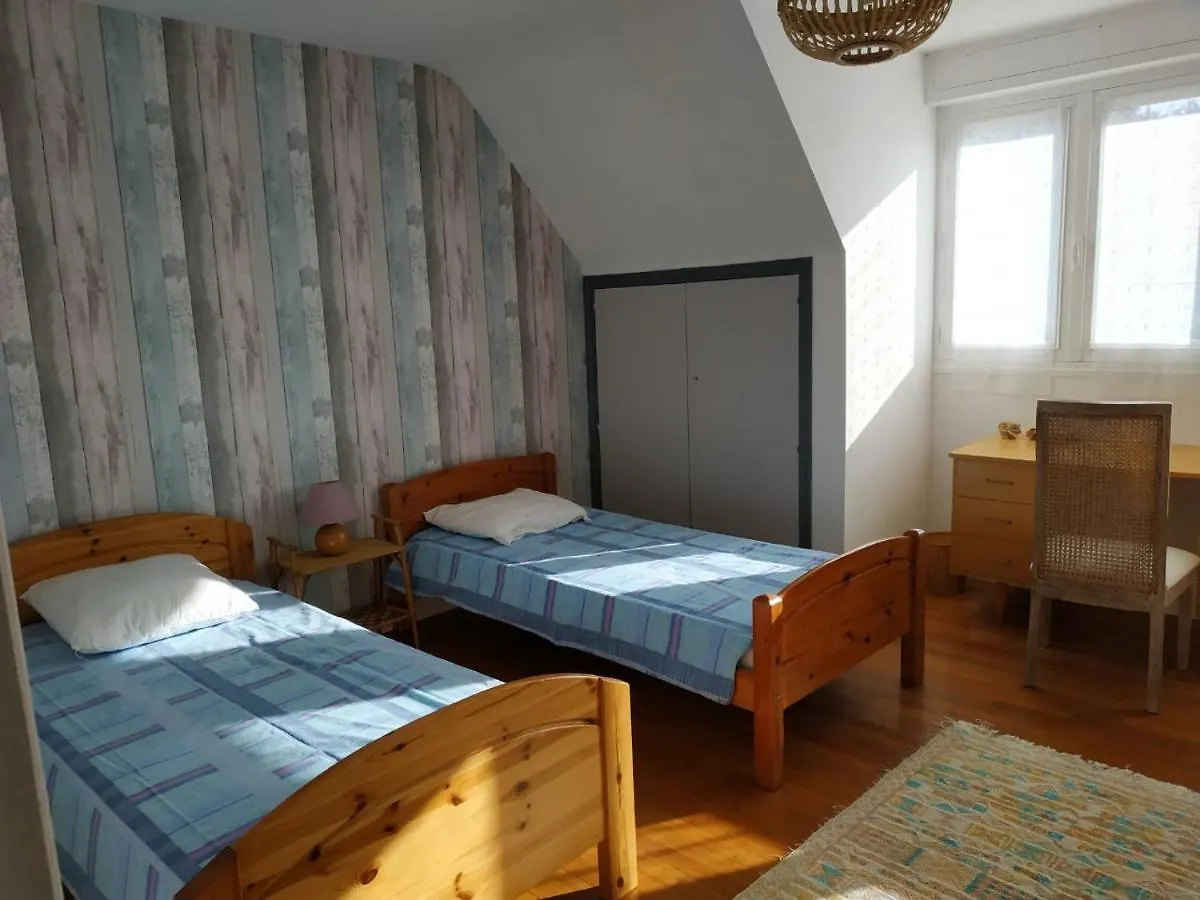 Holiday home Maison Lumineuse Quartier Calme 10 Mn De La Mer En Velo Moelan-sur-Mer
